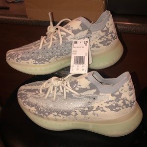 Yeezy 380 Boost Alien